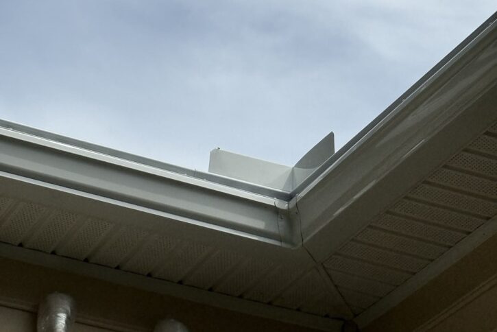 Seamless gutter corner installed by Commonwealth Construction & Remodeling